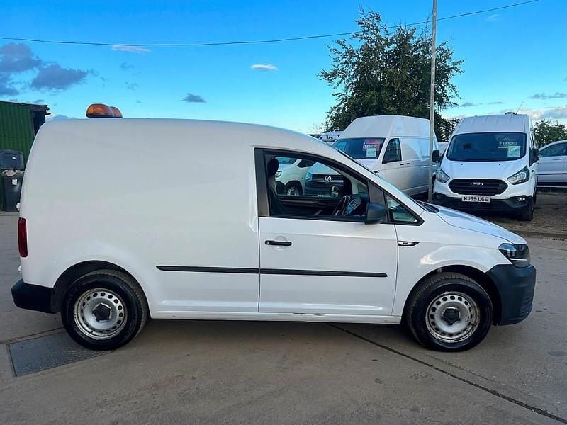 Begagnad VW Caddy Startline 102 HK (75 kW) 2020 Vit Minibuss