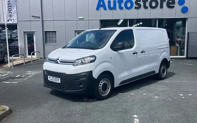 Used Citroën Dispatch 102 HP (75 kW) 2023 MPV
