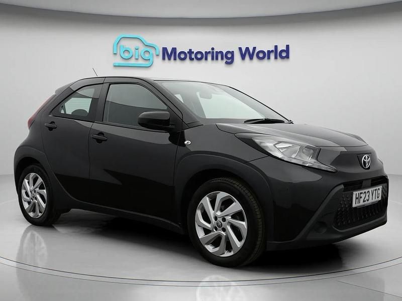 Black Used 2023 Toyota Aygo PURE Hatchback | £11,600 (Good price) - Image 1/4