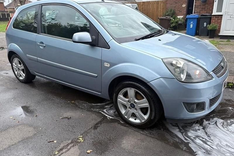 Blue Used 2007 Ford Fiesta Zetec Hatchback | £1,195 (Fair price) - Image 1/1
