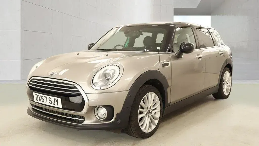 Used Mini Cooper Clubman 136 HP (100 kW) 2017 Silver Estate