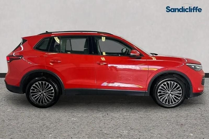 Used VW Tiguan Life 150 HP (110 kW) 2024 Red SUV