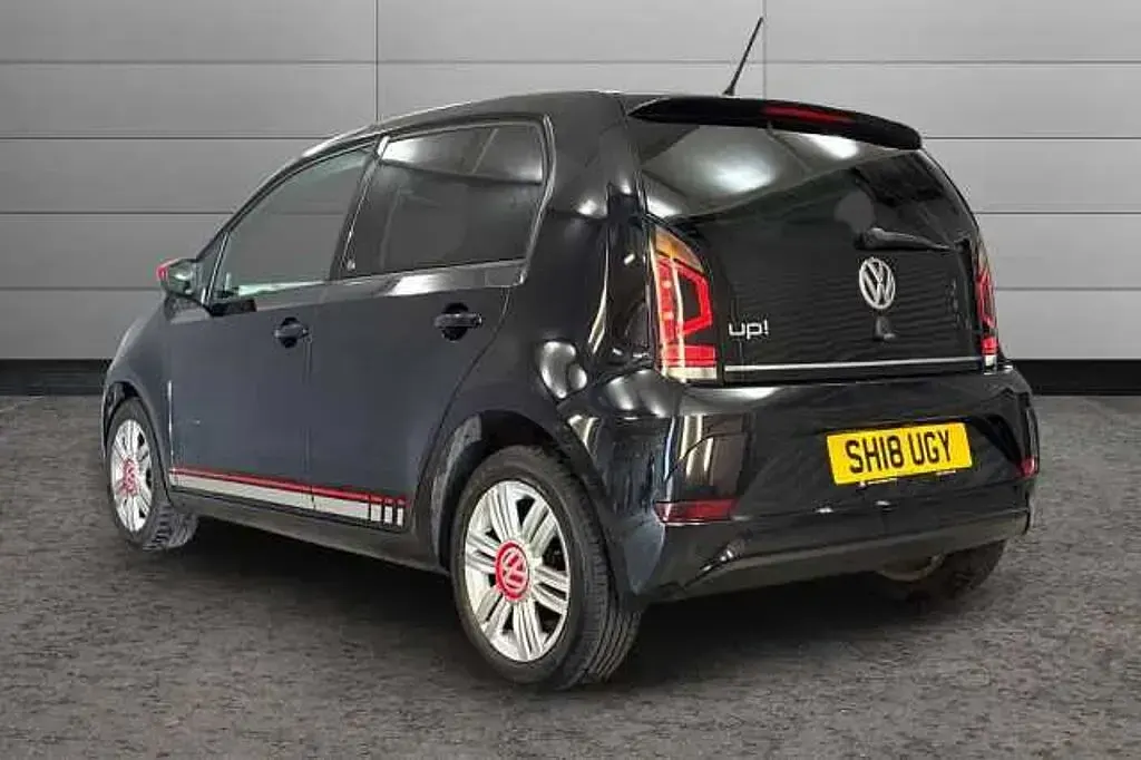 Used VW up! 60 HP (44 kW) 2018 Hatchback