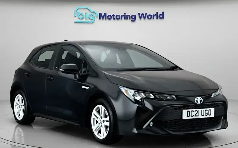 Used Toyota Corolla 122 HP (89 kW) 2021 Hatchback