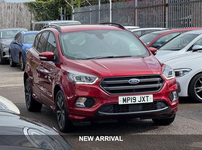 Used Ford Kuga ST-Line 120 HP (88 kW) 2019 Red SUV