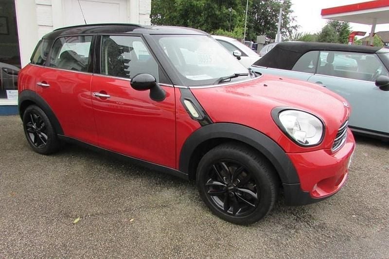 Red Used 2015 Mini Cooper Countryman SUV | £6,995 (Fair price) - Image 1/1