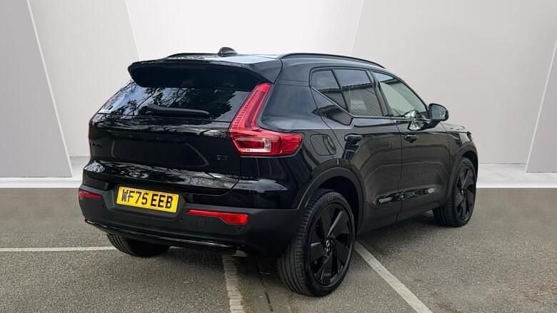 Used Volvo XC40 Plus 163 HP (119 kW) 2025 SUV