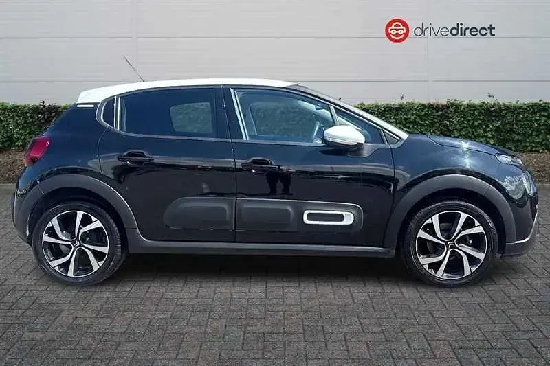 Używany Citroën C3 PureTech 83 KM (61 kW) 2024 Czarny Hatchback