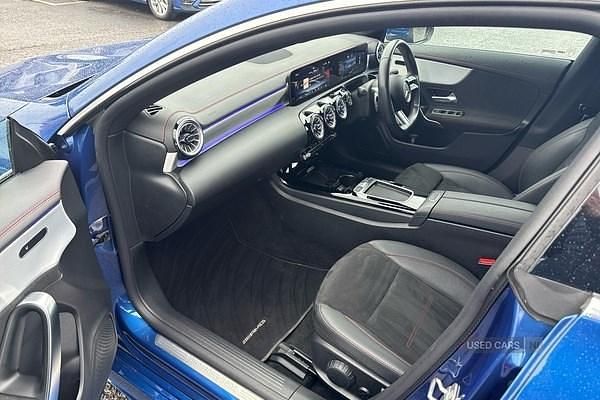 Used Mercedes CLA180 Executive 136 HP (100 kW) 2025 Blue Sedan