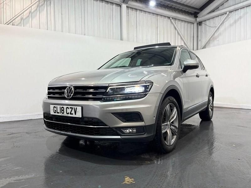 Used VW Tiguan SEL 180 HP (132 kW) 2018 Silver SUV