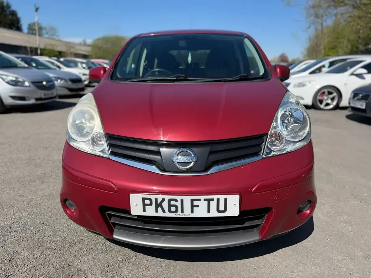 Used Nissan Note N-TEC 110 HP (80 kW) 2011 Red Hatchback
