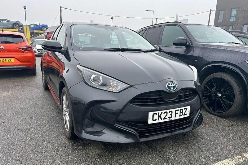 Used Toyota Yaris Hybrid 2023