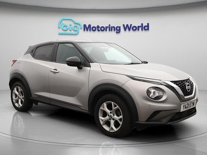 Silver Used 2021 Nissan Juke N-Connecta SUV | £11,797 (Good price) - Image 1/4