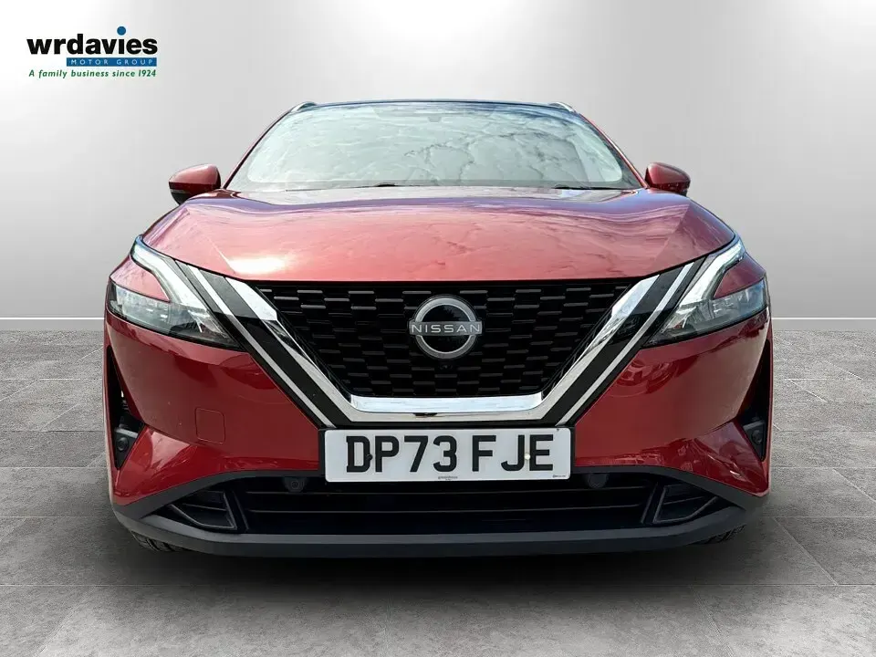 Używany Nissan Qashqai N-Connecta 2023 Czerwony SUV