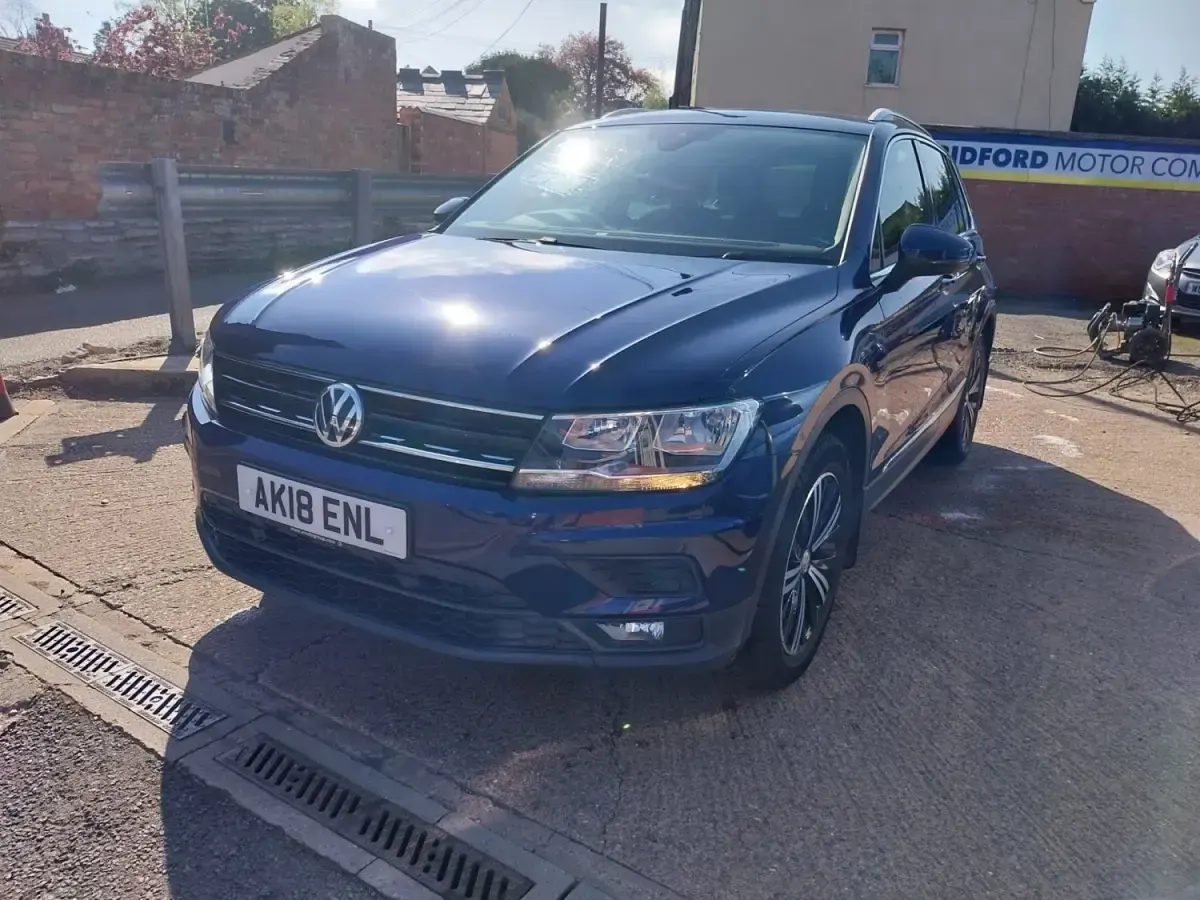 Używany VW Tiguan SE 150 KM (110 kW) 2018 Niebieski SUV