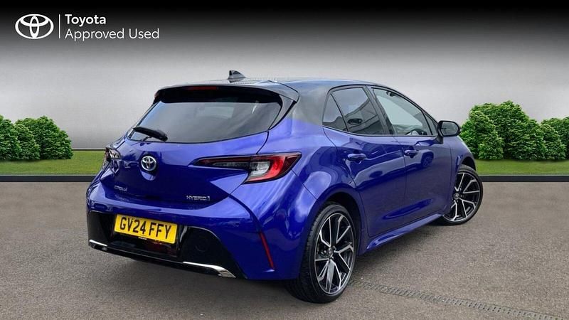 Used Toyota Corolla 140 HP (102 kW) 2024 Juniper blue bitone Hatchback