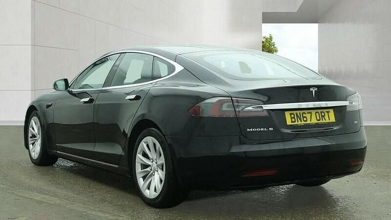 Używany Tesla Model S 75 kW (102 KM) 2017 Czarny Hatchback