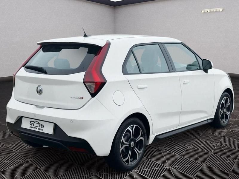 Used MG MG3 Exclusive 106 HP (77 kW) 2022 White Hatchback
