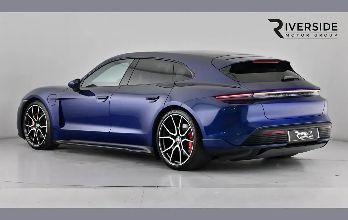 Used Porsche Taycan 419 kW (571 HP) 2023 Blue Sedan