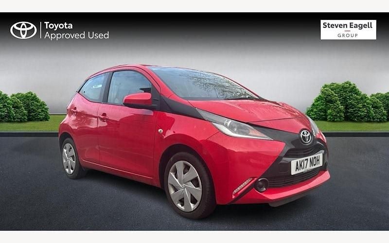 Used 2018 Toyota Aygo X-play Hatchback | £6,249 (Good price) - Image 1/3
