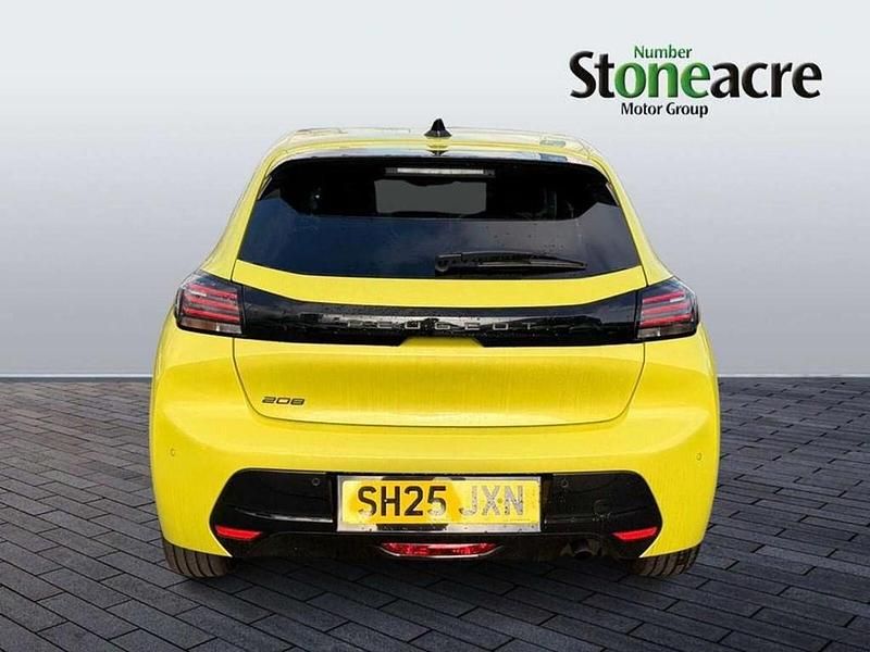 Used Peugeot 208 Allure 100 HP (73 kW) 2025 Yellow Hatchback