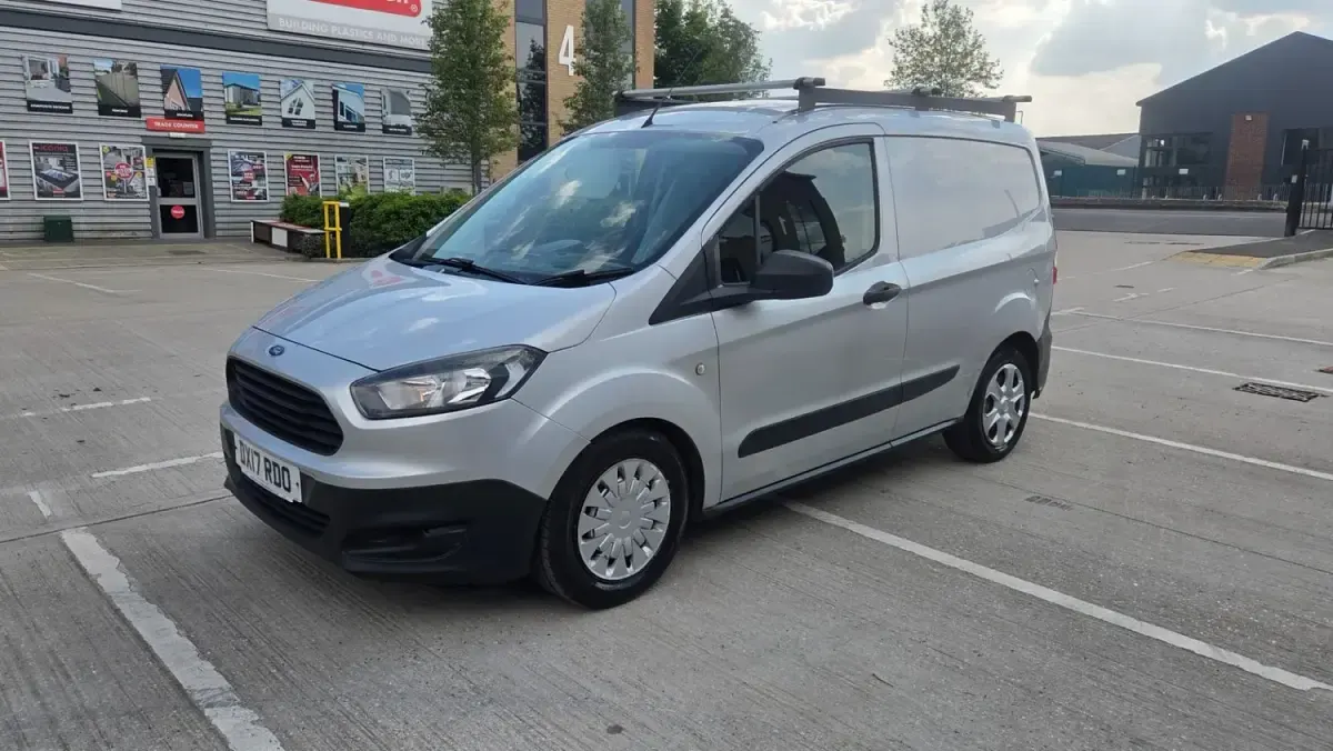 Begagnad Ford Transit 2017 Silver Van
