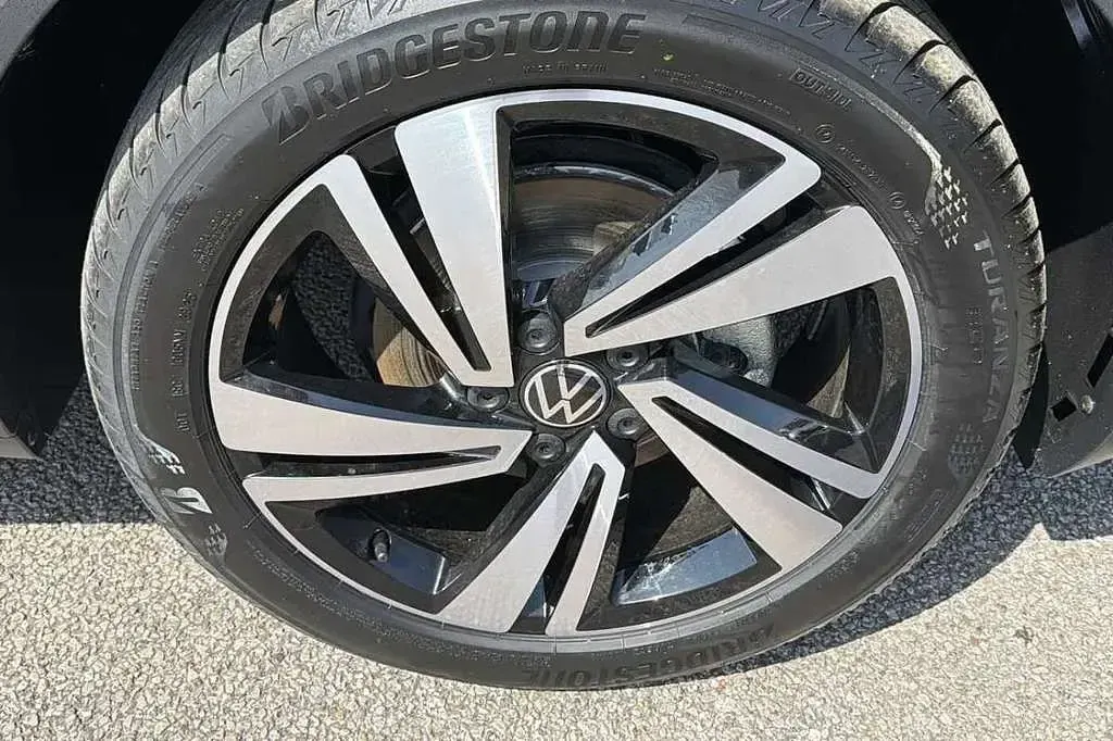 New VW T-Roc R-line 150 HP (110 kW) 2026 Black SUV