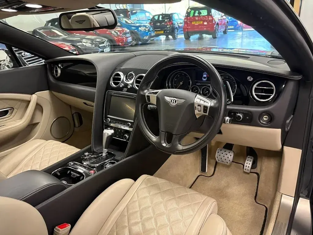 Used Bentley Continental 528 HP (388 kW) 2017 Black Coupe