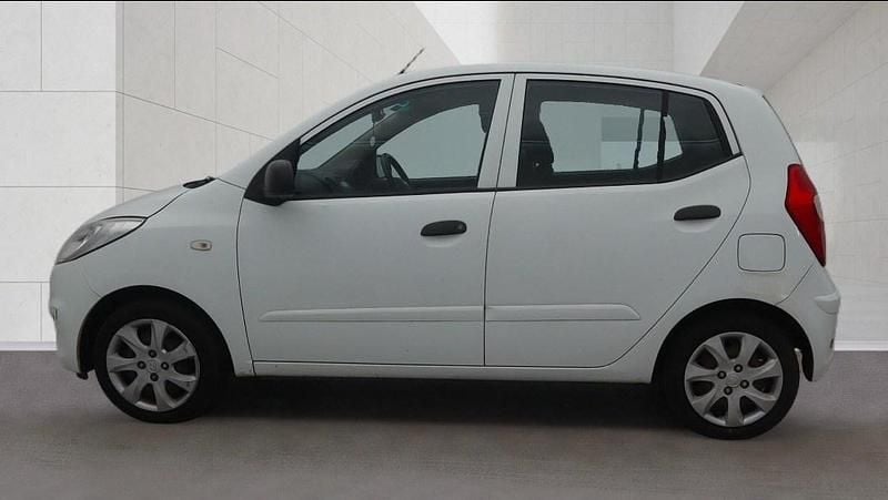 Used Hyundai i10 Classic 2013 White Hatchback