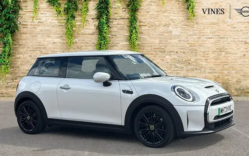 Used Mini Cooper S Level 2 135 kW (184 HP) 2023 Hatchback