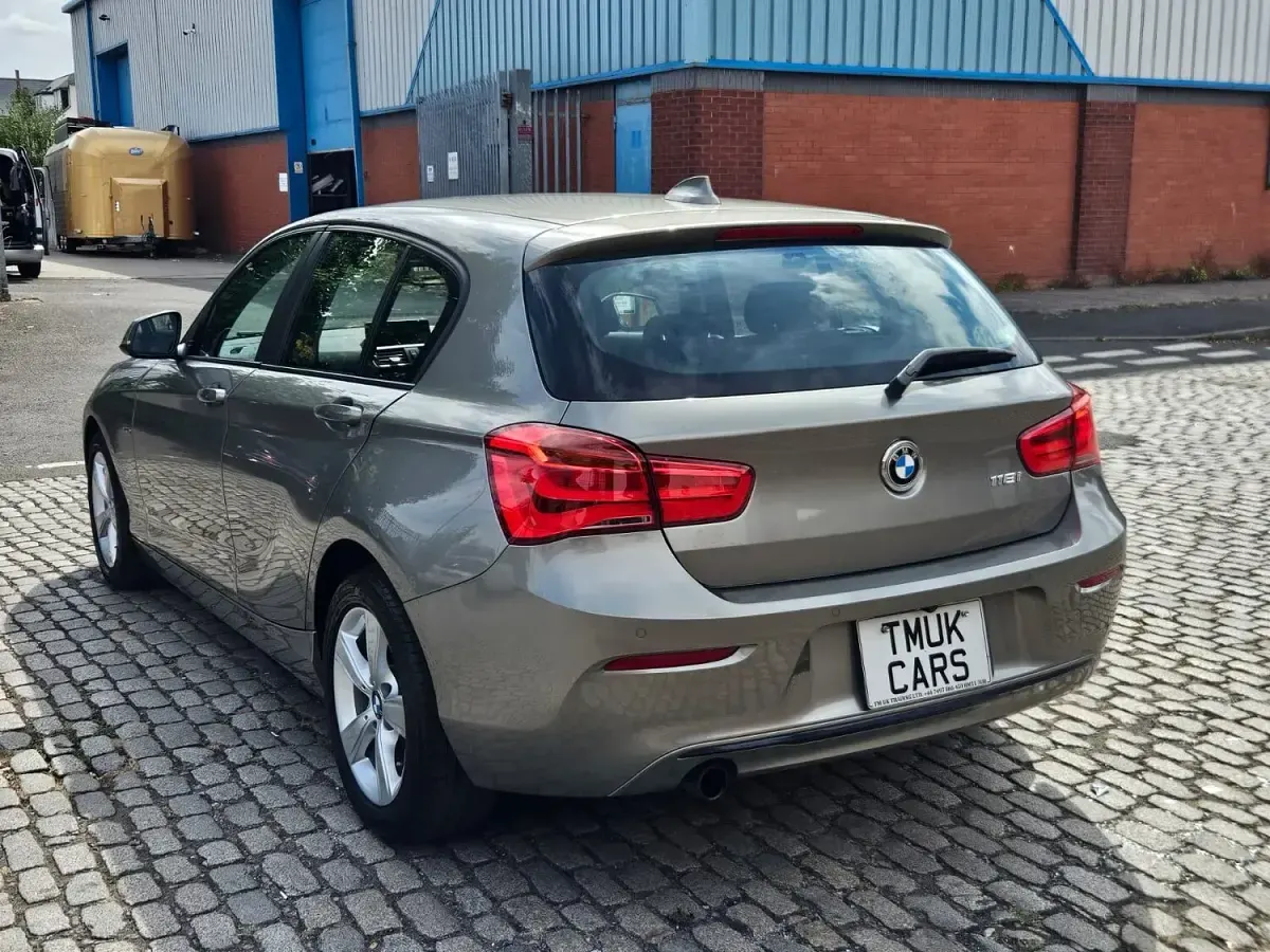 Used BMW 118 2015 Silver Hatchback
