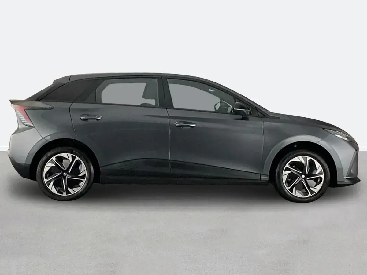 Used MG MG4 EV SE 319 kW (435 HP) 2023 Grey Hatchback