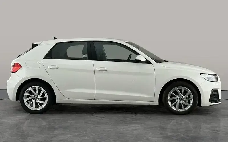 Usado Audi A1 Sportback Sport 95 HP (69 kW) 2026 Citadino
