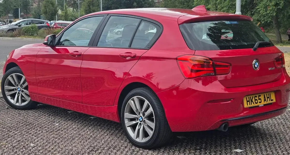 Used BMW 116 Sport Line 2015 Red Hatchback