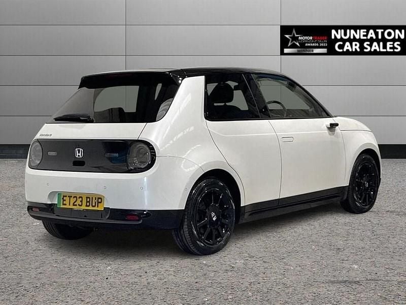 Used Honda e Advance 36 kW (49 HP) 2023 White Hatchback