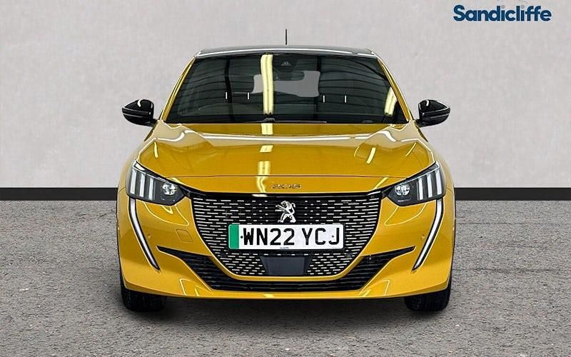 Used Peugeot e-208 Premium 100 kW (136 HP) 2022 Yellow Hatchback