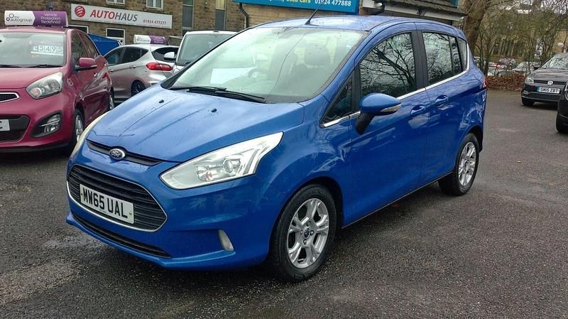Used Ford B-MAX Zetec 105 HP (77 kW) 2015 Blue MPV