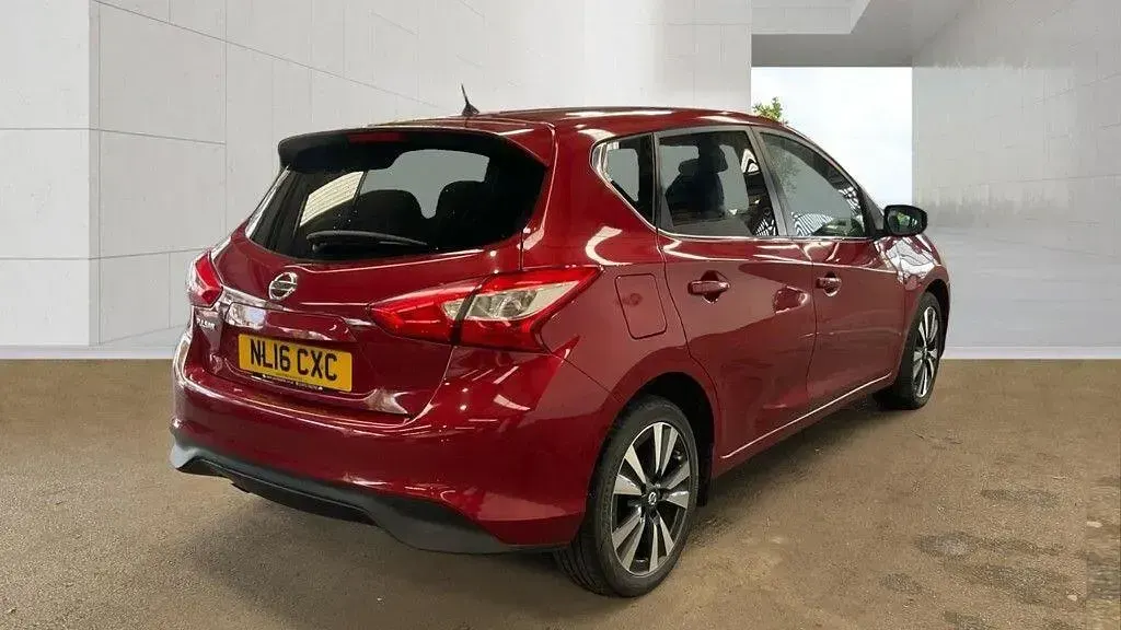 Used Nissan Pulsar N-Connecta 116 HP (85 kW) 2016 Hatchback