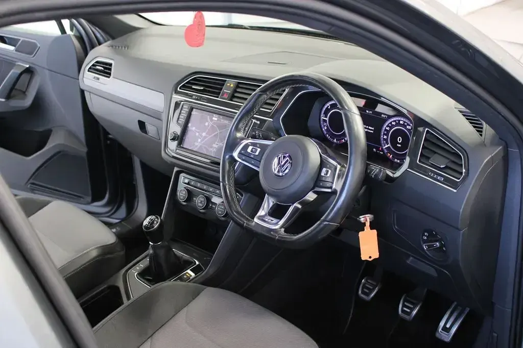 Used VW Tiguan R-line 150 HP (110 kW) 2017 Grey SUV