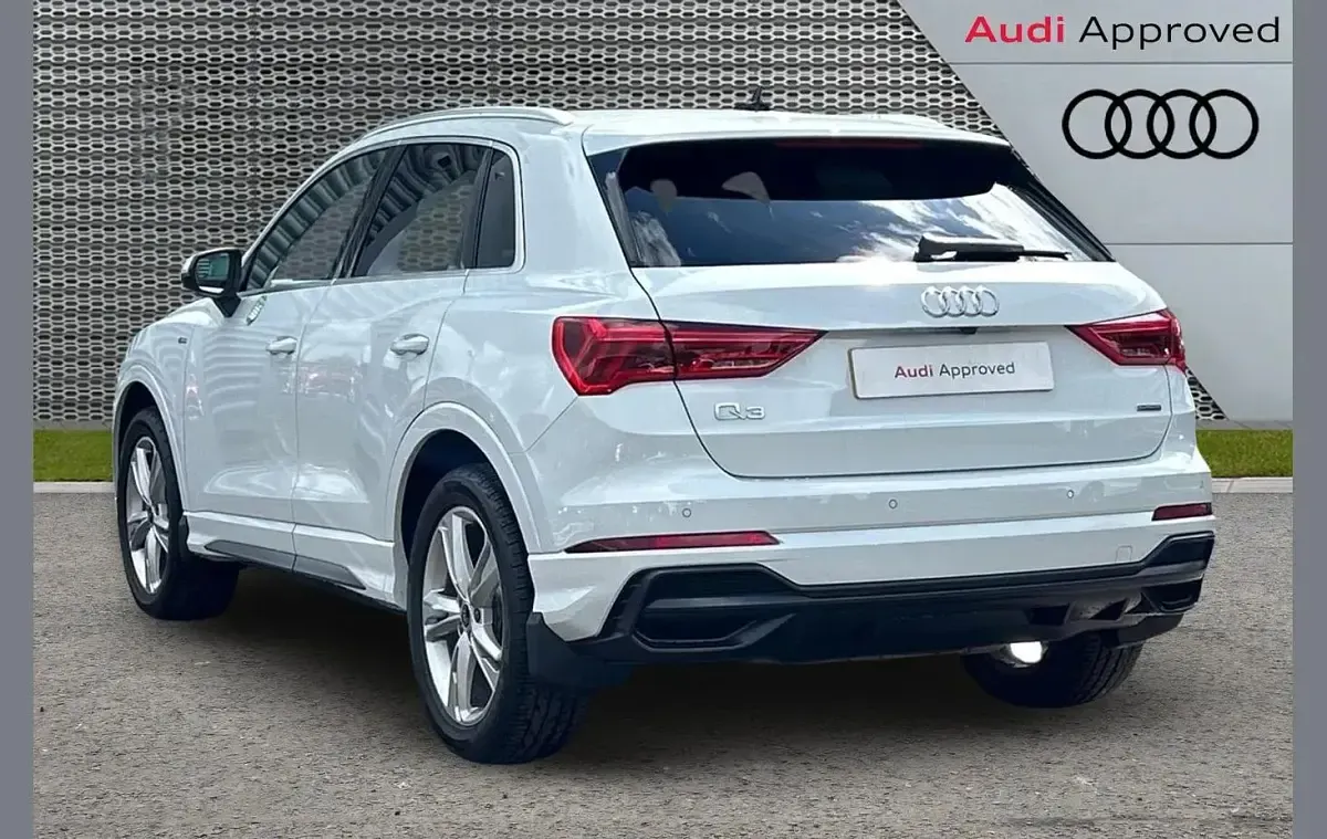 Used Audi Q3 S-Line 241 HP (177 kW) 2021 White SUV