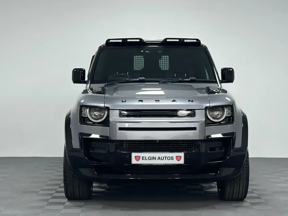 Begagnad Land Rover Defender 200 HK (147 kW) 2021 Grå SUV