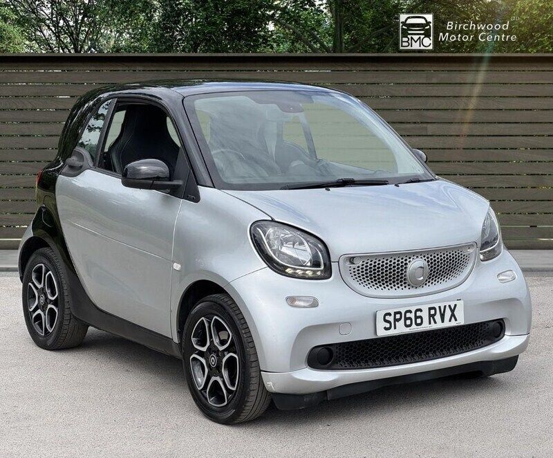 Silver Used 2016 Smart ForTwo Coupé Premium Coupe | £5,995 (Fair price) - Image 1/4