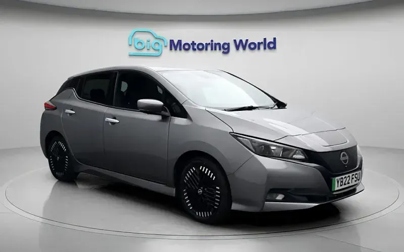 Used Nissan Leaf N-Connecta 110 kW (150 HP) 2025 Hatchback
