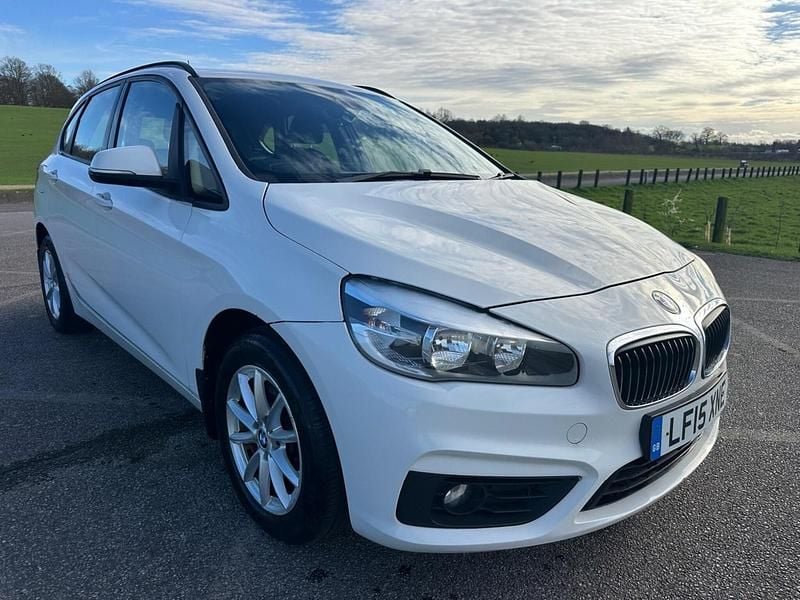 Used BMW 216 Comfort Edition 116 HP (85 kW) 2015 White Hatchback