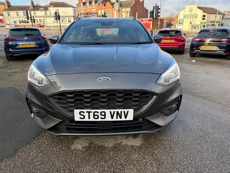 Used Ford Focus ST-Line 2019 Grey Estate