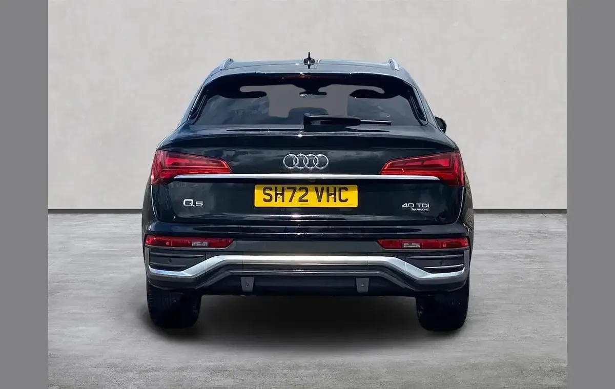 Used Audi Q5 Sportback S-Line 204 HP (150 kW) 2022 Black SUV