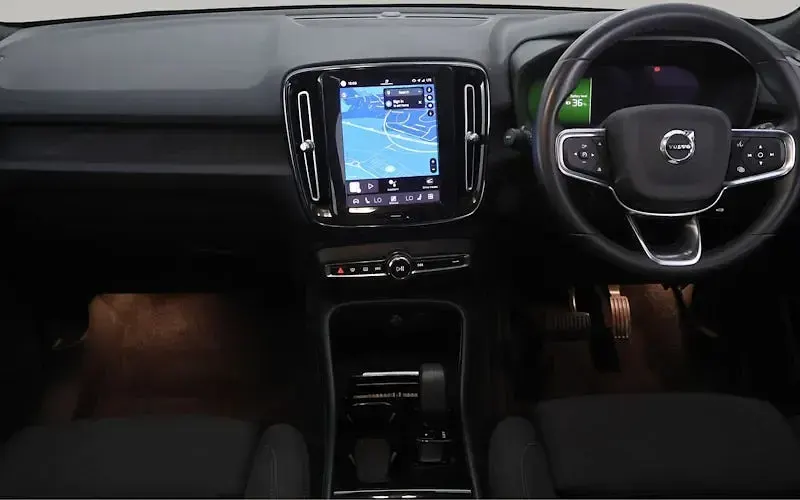 Used Volvo XC40 Core 169 kW (231 HP) 2023 Black SUV