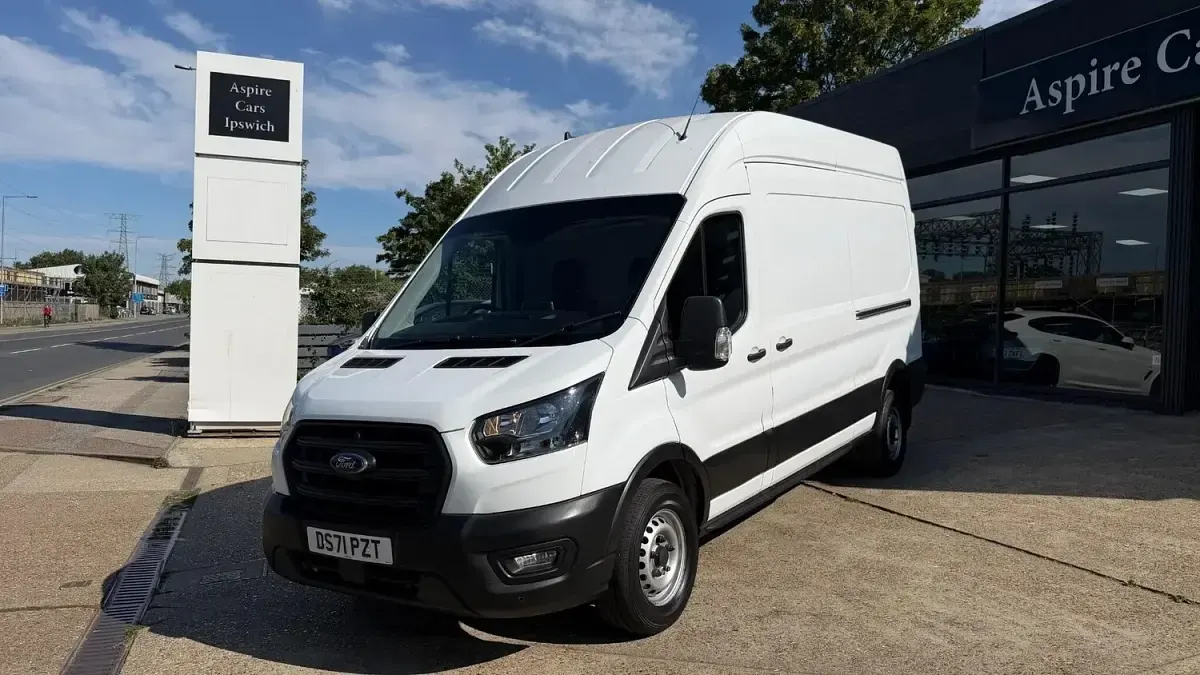 Used Ford Transit S 130 HP (95 kW) 2022 White Van