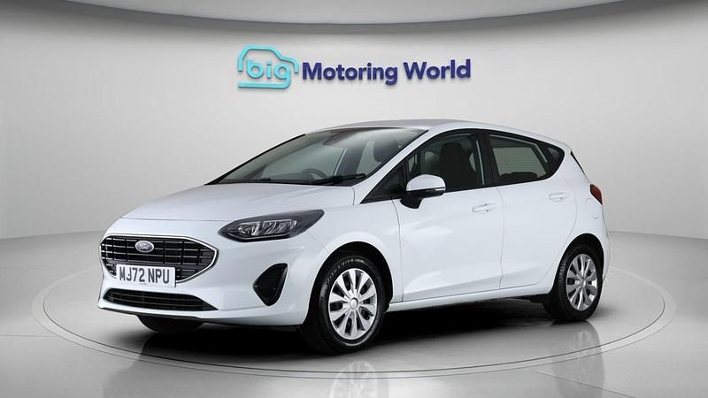 Used Ford Fiesta Trend 75 HP (55 kW) 2021 White Hatchback