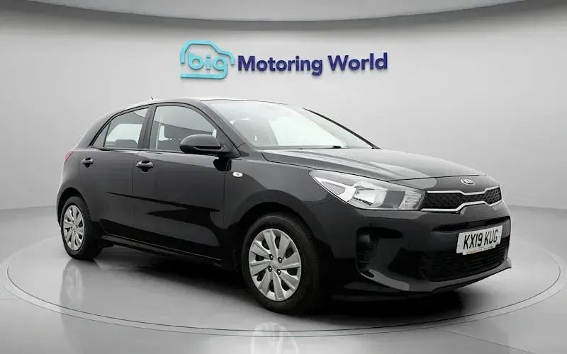 Used Kia Rio 84 HP (61 kW) 2019 Black Hatchback